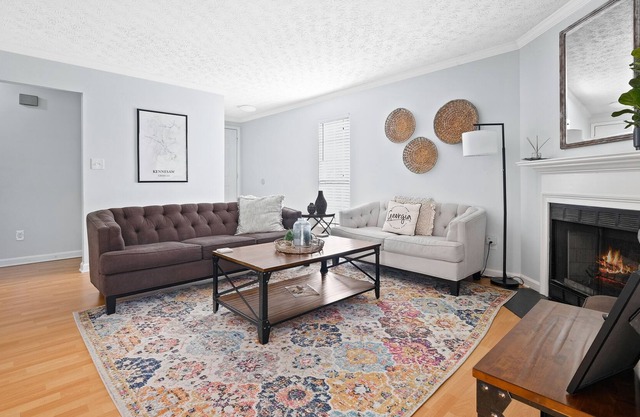 Cozy chic hideaway 4 bedroom