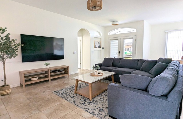 Cozy Coastal Home w/Fenced Yard - Close Drive to Beach and Warm Mineral Springs