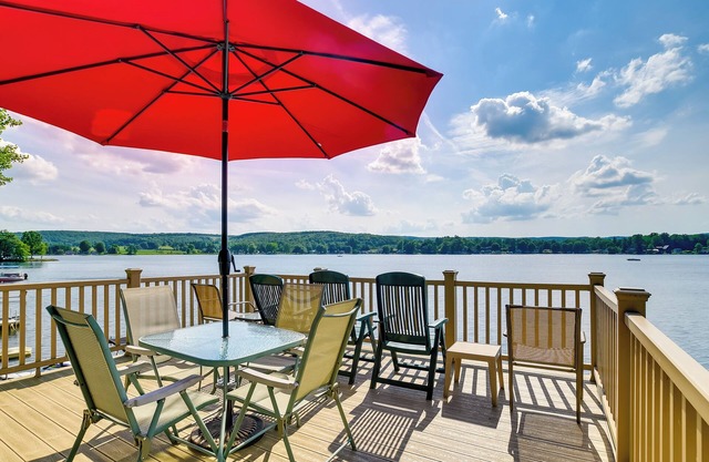 Cozy Cohocton Cottage w/Private Beach & Deck!
