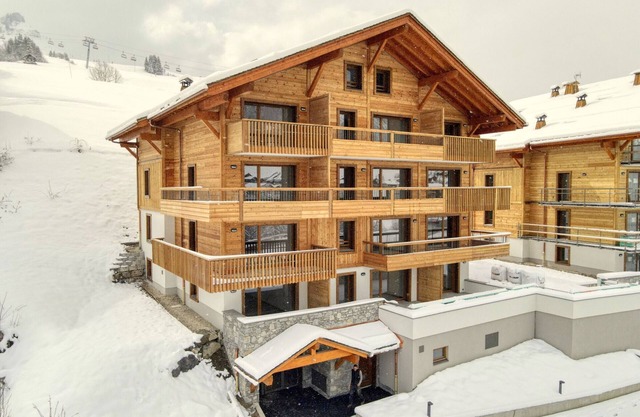 Cozy flat 6-8 pers, at ski slopes, Le Grand-Bornand