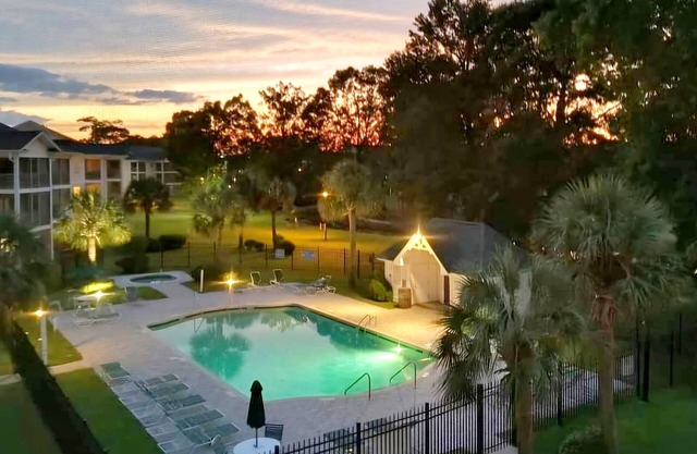 Cozy Golf Retreat w/Pools, Hot Tub & Balcony!