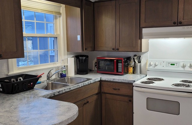 Cozy haven Vacation/Work stay 5 min from downtown and hospitals