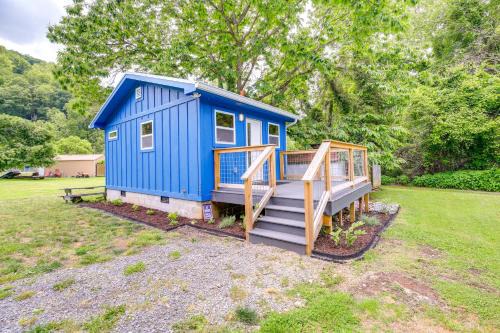 Cozy Hikers Hideaway Steps From Creeper Trail!