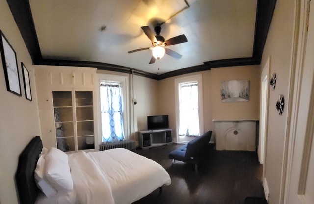 Cozy "Historic Charm" #5, Great Location!