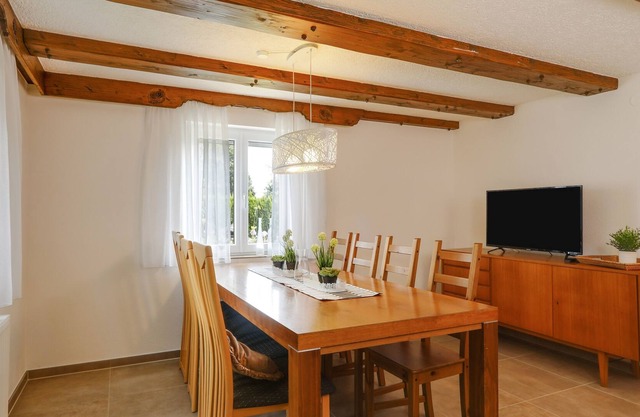 Cozy Holiday Home “Ferienhaus Seifried” near Lake Constance