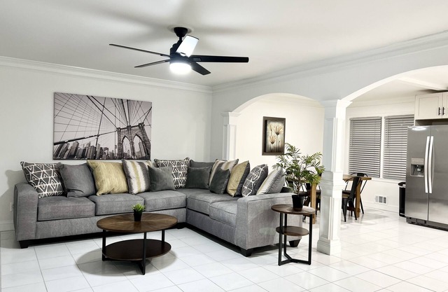 Cozy Home 10 minutes from downtown Norcross and 25 minutes from downtown Atlanta