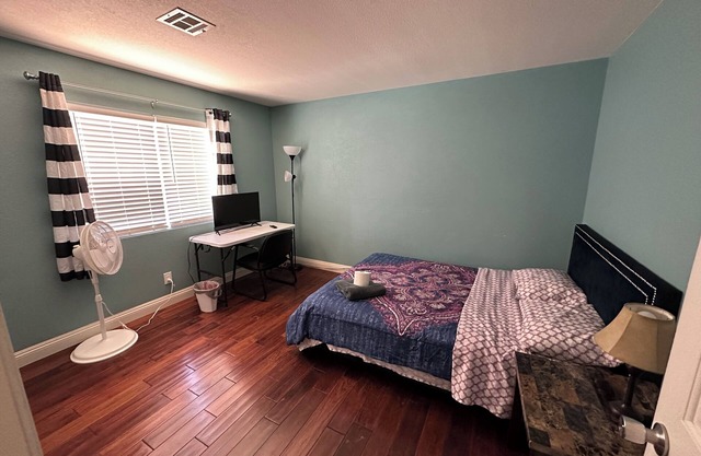 Cozy Home 2-4