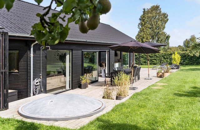 Cozy home in Hejls with sauna
