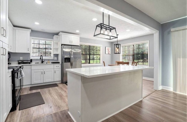 Cozy Home in Lilburn - UNIT B