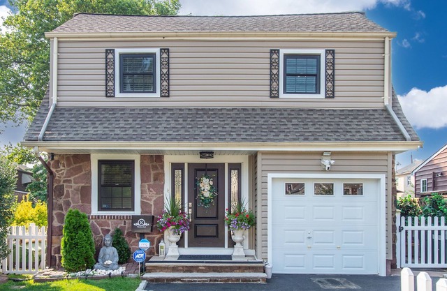 Cozy Home Near NYC, AD Mall, MetLife + Free Parking - 3bd - 2bth