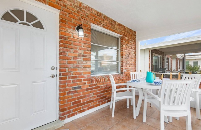 Cozy Home Near the Beach - Aloha Kai #37 - Roelens