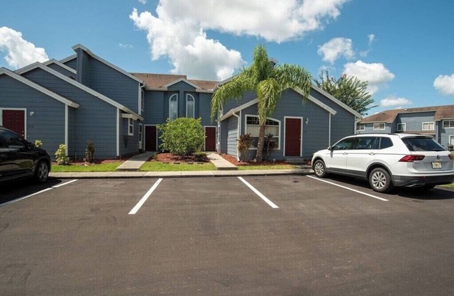 Cozy home with gym and pool - Pets welcome