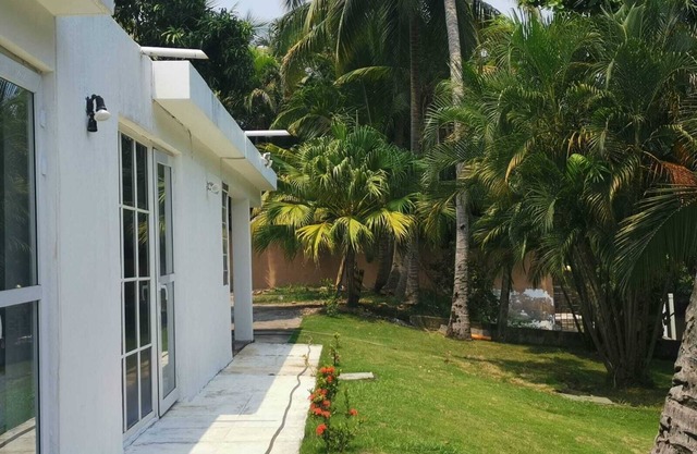 Cozy house in the nature close to the beach