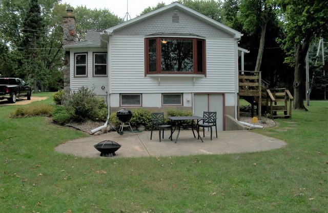 Cozy Lake House Delavan