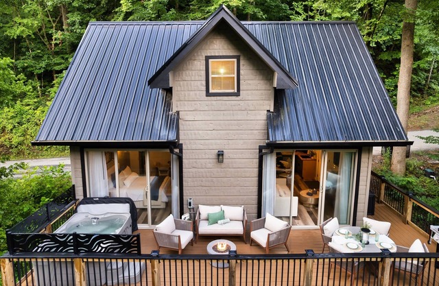 Cozy Lakeview Escape w/Loft & Deck