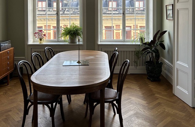 Cozy, Newly Renovated Apartment in Vasastan, Stockholms Premier Neighbourhood!