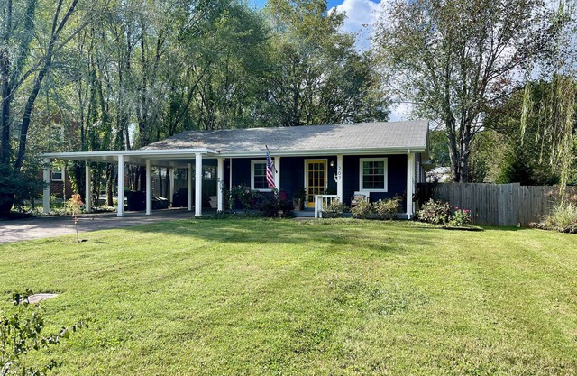 Cozy & Pet Friendly Franklin Home