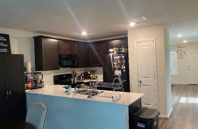 Cozy Private Bedrooms in Fort Worth – Perfect for Short & Long-Term Stays!