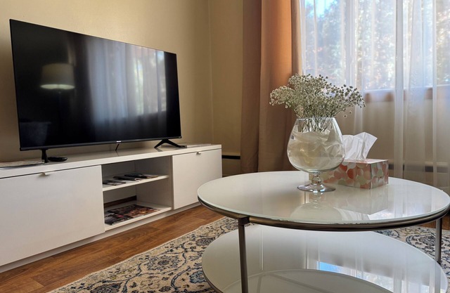 Cozy, Quiet, and Comfortably Homelike One-Bedroom Apartment.