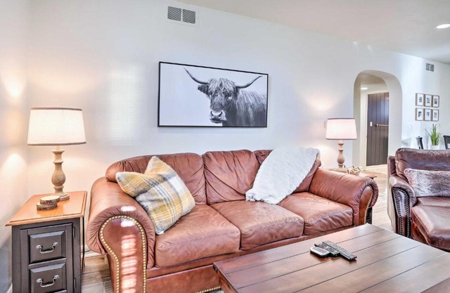 Cozy Rapid City Retreat Perfect for Exploring!