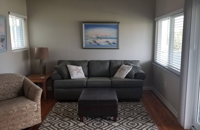 Cozy Relaxation on Crescent Beach