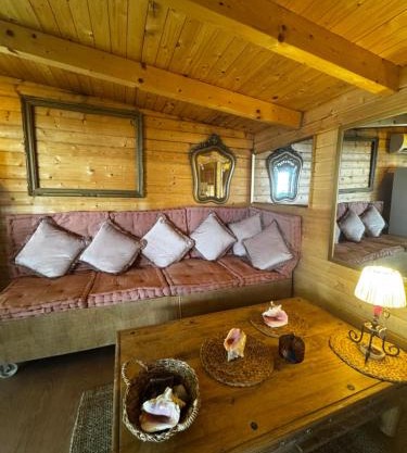 Cozy retreat near Barcelona,Tranquility,Fresh Air and undeniable charm