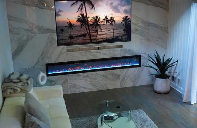 Cozy Room in Shared Home w/Game Room Access Minutes from Airport