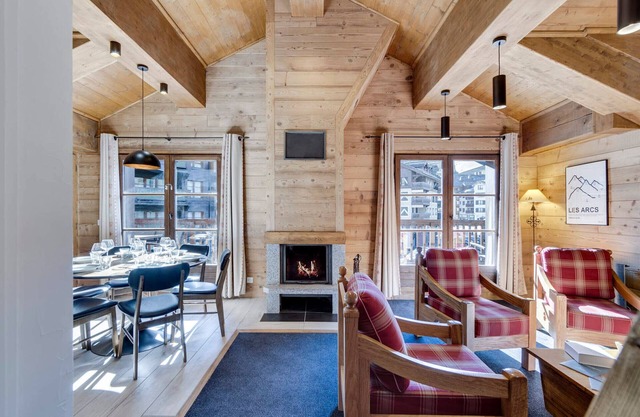 Cozy Ski-In/Ski-Out Apartment with Pool, Jacuzzi, and Stunning Mountain Views