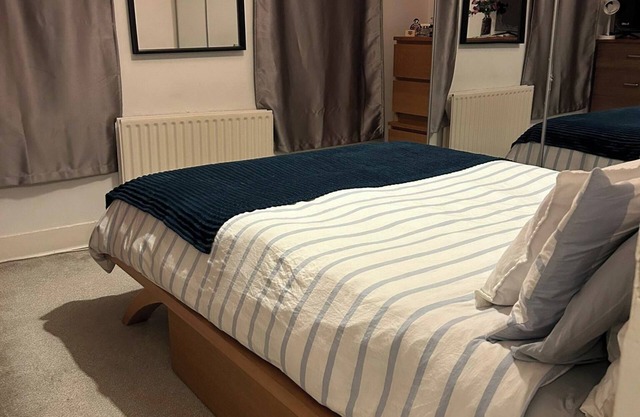 Cozy Stratford Retreat near London