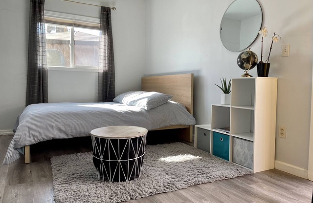 Cozy Studio 5 min OAK airport, close to Alameda beach