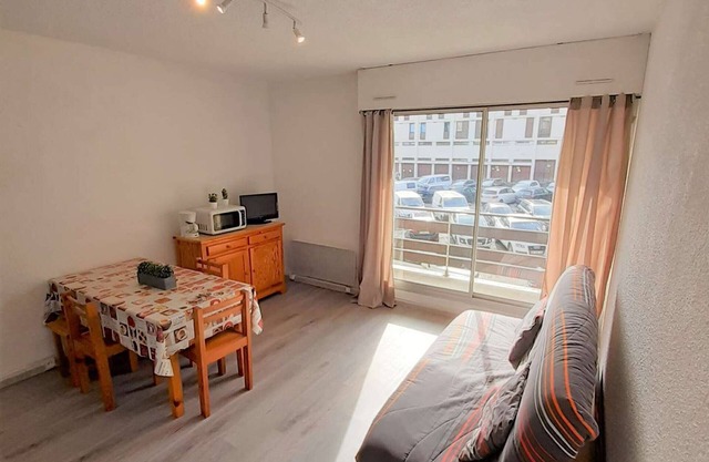 Cozy Studio Cabine for 6 - Ski-In/Ski-Out, Balcony, Parking, WiFi - Saint-Lary-Soulan