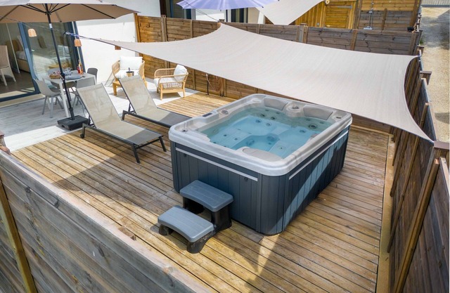 Cozy Studio with Private Jacuzzi - Côte d'Azur