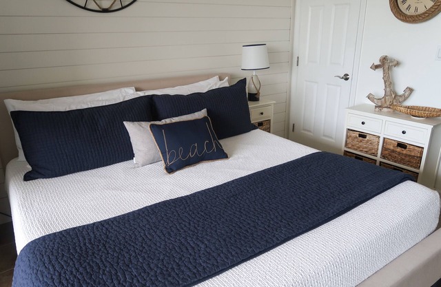 Cozy Studio on 30A between Rosemary and Alys Beach