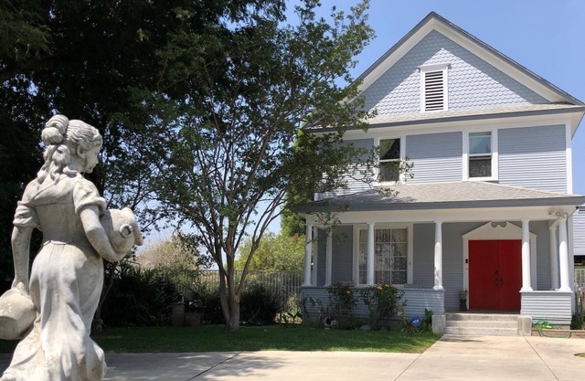 Cozy Suite near City of hope. Free Parking