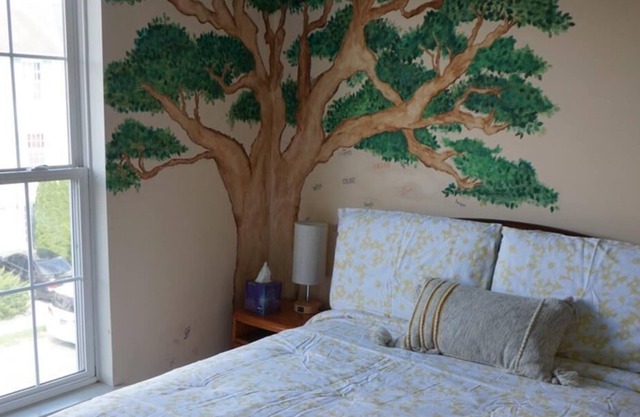 Cozy Townhome conducive for long term stay.