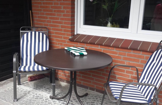 Cozy vacation apartment on the first floor, terrace in Dornumersiel Haus Juist