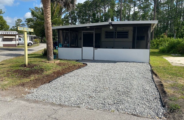 Cozy Vacation Rental, Perfect for short term, Snowbirds & Traveling Nurses