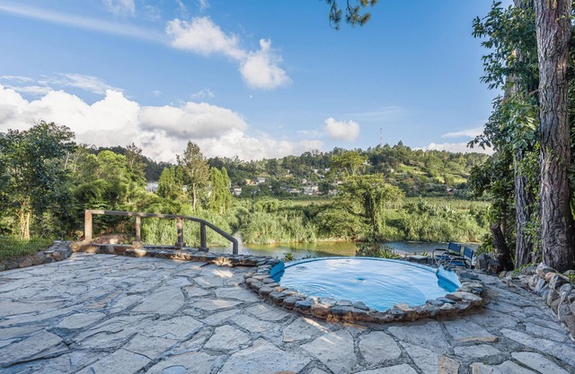 Cozy villa close to the rive in Arroyo Frio