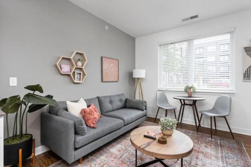 CozySuites l Trendy 1BR, Downtown Indy