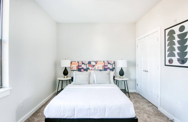 CozySuites Music Row Chic 1BR with free parking! 57
