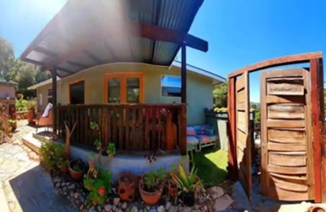 Craftsman Home & Cottage Between Mountain and Ocean