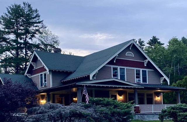Craftsman Style Home, With Beautiful Lake View