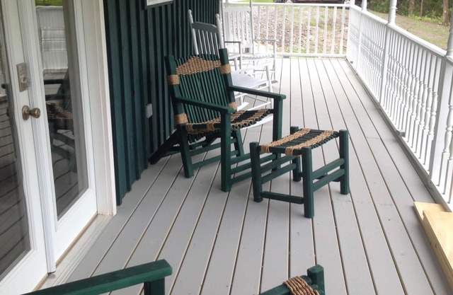 CREEKSIDE CABIN w/EXTRAS