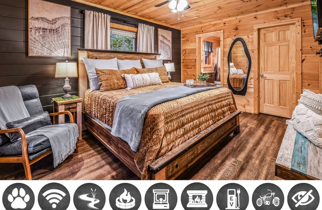 Creekside on the Bluff: Pet Friendly, Free Attraction Tickets, & Creek View