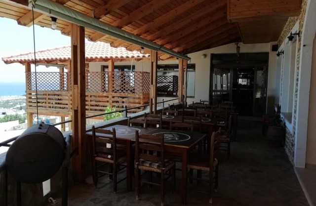 Creta Suites
