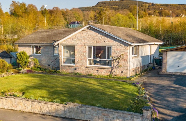 CROMALLT, pet friendly, with a garden in Aberfeldy