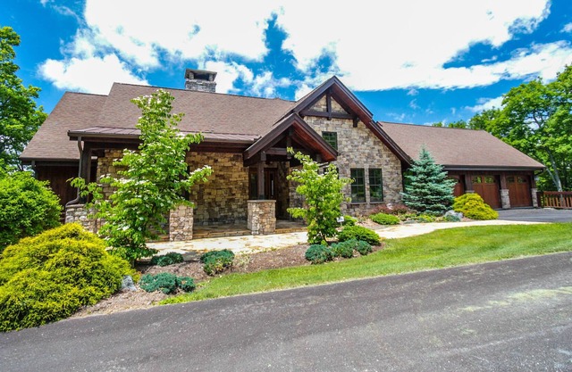 Crown Oak Luxury Home