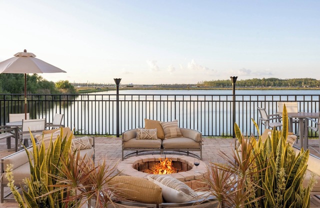 Crowne Plaza Ft. Myers Gulf Coast by IHG