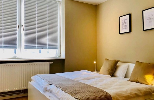 Cube Apartment - new 1 Bedroom Cube With Shared Kitchen