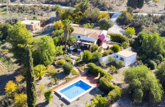 Cubo's La Maison de Mily